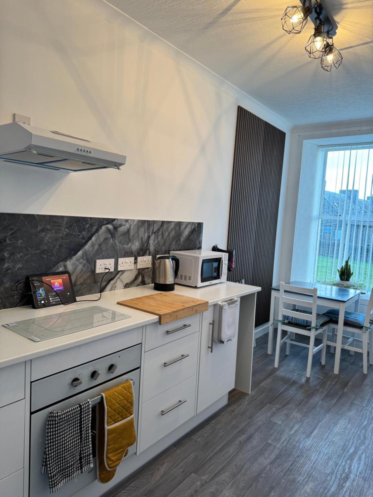 Helens Lybster Cosy Cottage On Nc500 Екстериор снимка